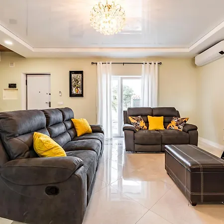 Casa Florbela In Азейтан